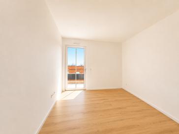 ERSTBEZUG - 4-ZIMMER WOHNUNG MIT GARTEN – 1219 Dresden – Vorschaubild 10