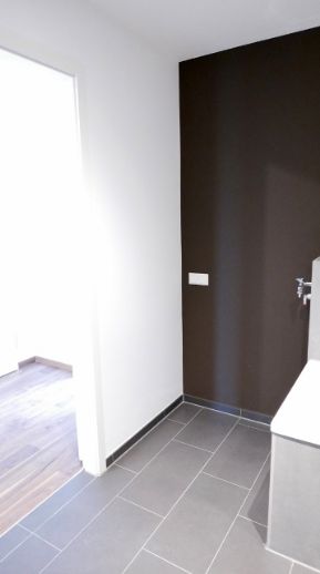 Neuwertige 2-Zimmer-Wohnung, barrierefrei, Süd-Balkon, hochwertig ausgestattet, Einbauküche, Eigenbedarf möglich – 10557 Berlin – Vorschaubild 13