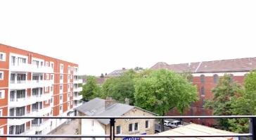 Neuwertige 2-Zimmer-Wohnung, barrierefrei, Süd-Balkon, hochwertig ausgestattet, Einbauküche, Eigenbedarf möglich – 10557 Berlin – Vorschaubild 4