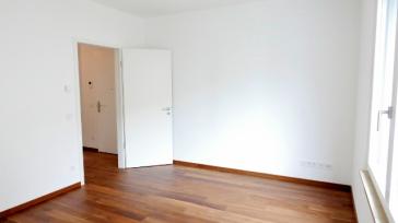 Neuwertige 2-Zimmer-Wohnung, barrierefrei, Süd-Balkon, hochwertig ausgestattet, Einbauküche, Eigenbedarf möglich – 10557 Berlin – Vorschaubild 10