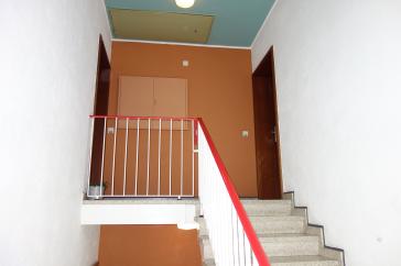 KOMFORT WOHNUNG IN URDENBACH HELL UND RUHIG KOMPLETT LAMINAT WANNENBAD 2 ZIMMER / 3. ETAGE (DG) – Düsseldorf – Vorschaubild 11