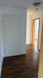 Frisch renovierte 2-Zimmer-Dachgeschoss-Wohnung mit neuem Bad und Garage in Gelsenkirchen-Horst – Gelsenkirchen – Vorschaubild 11