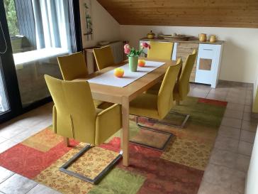 Helle ruhige voll möblierte 2-Zimmer-Wohnung in 2-Familienhaus zu vermieten – Wolfsburg – Vorschaubild 2