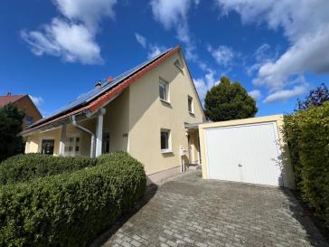 EXKLUSIVES EINFAMILIENHAUS IN RUHIGER UND GRÜNER LAGE VON BÜHLAU – Dresden – Vorschaubild 13