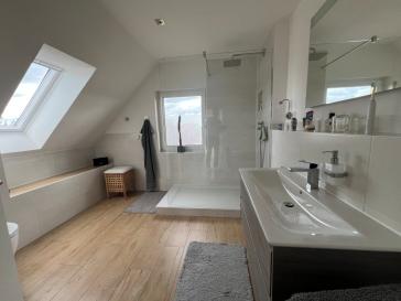 EXKLUSIVES EINFAMILIENHAUS IN RUHIGER UND GRÜNER LAGE VON BÜHLAU – Dresden – Vorschaubild 10