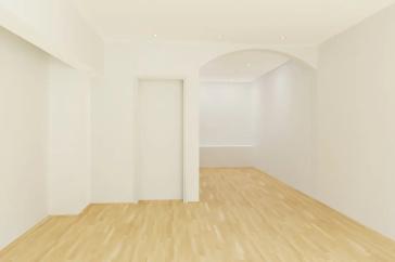 Große und helle 4 Zimmer-Wohnung mit 2 Balkonen, beste City-Infrastruktur, 270° Panorama-Blick über Berlin – 10117 Berlin – Vorschaubild 16