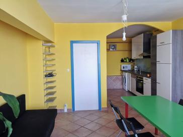 Große und helle 4 Zimmer-Wohnung mit 2 Balkonen, beste City-Infrastruktur, 270° Panorama-Blick über Berlin – 10117 Berlin – Vorschaubild 9