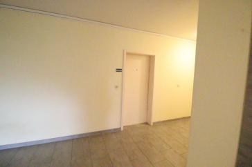 WRS Immobilien - käuferprovisionsfrei - FFM-Seckbach - 1 Zi ETW - Selbstnutzung oder Kapitalanlage – Frankfurt am Main – Vorschaubild 9