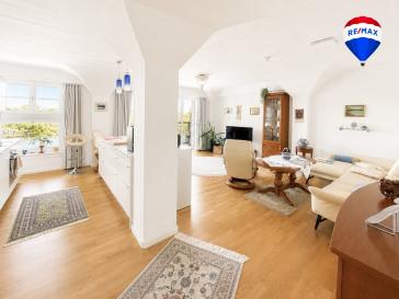Exklusive 4-Zimmer-Wohnung mit Wasserblick, Balkon & Tiefgarage in Bestlage von Berlin-Spandau – 13585 Berlin – Vorschaubild 2