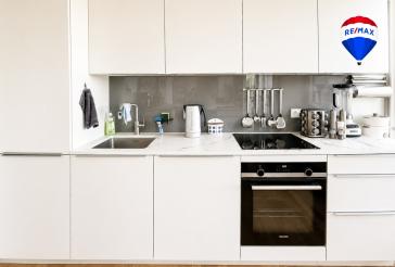 Exklusive 4-Zimmer-Wohnung mit Wasserblick, Balkon & Tiefgarage in Bestlage von Berlin-Spandau – 13585 Berlin – Vorschaubild 5