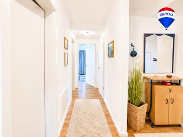 Exklusive 4-Zimmer-Wohnung mit Wasserblick, Balkon & Tiefgarage in Bestlage von Berlin-Spandau – 13585 Berlin – Vorschaubild 9