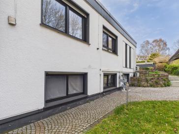 Großzügiges Anwesen mit Wohnen und Arbeiten auf über 2.400 m² Grundstück – vielseitig nutzbar – Bochum – Vorschaubild 11