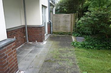 EXKLUSIV BILK NÄHE UNI HELL + RUHIG ERDGESCHOSS MIT TERRASSE KOMPLETT PARKETT WANNENBAD TG-STELLPL. – Düsseldorf – Vorschaubild 12