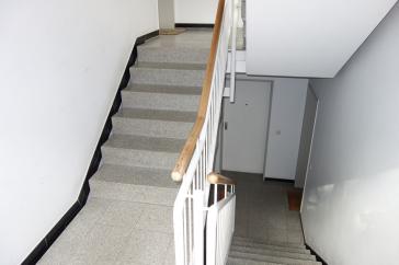 EXKLUSIV BILK NÄHE UNI HELL + RUHIG ERDGESCHOSS MIT TERRASSE KOMPLETT PARKETT WANNENBAD TG-STELLPL. – Düsseldorf – Vorschaubild 14